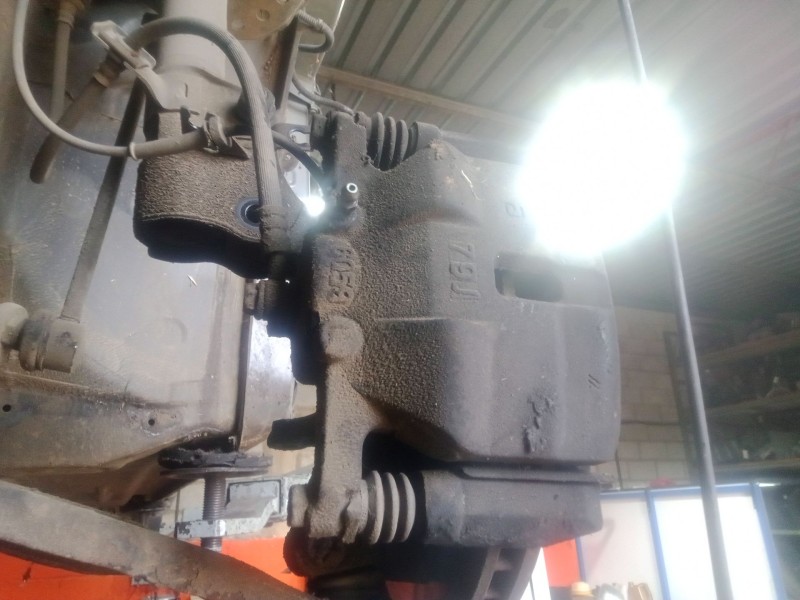 Recambio de pinza freno delantera izquierda para nissan qashqai i (j10, nj10) 2.0 dci referencia OEM IAM   