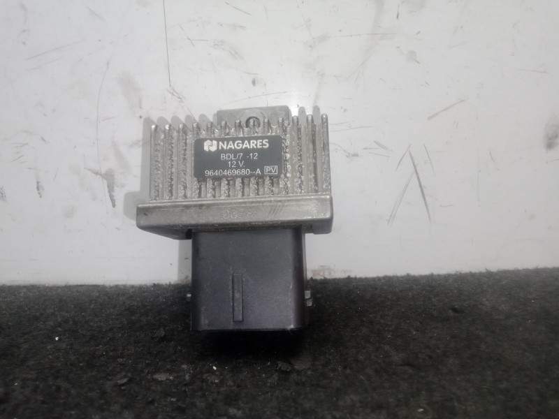 Recambio de caja precalentamiento para nissan qashqai i (j10, nj10) 2.0 dci referencia OEM IAM 9640469680A  NAGARES