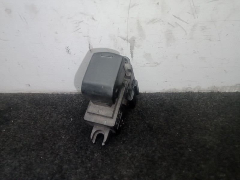 Recambio de mando elevalunas trasero izquierdo para nissan qashqai i (j10, nj10) 2.0 dci referencia OEM IAM 25411JD000  