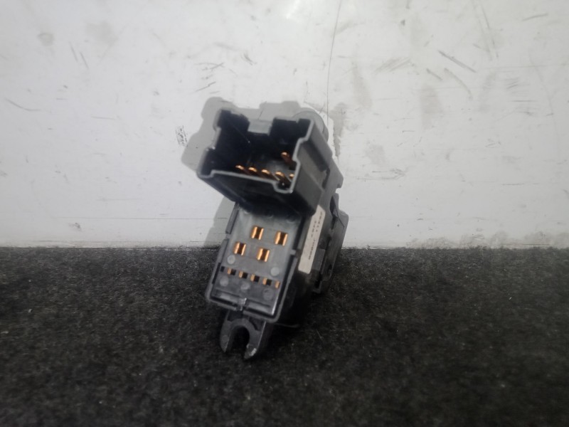 Recambio de mando elevalunas trasero izquierdo para nissan qashqai i (j10, nj10) 2.0 dci referencia OEM IAM 25411JD000  