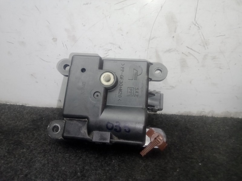Recambio de motor trampilla calefaccion para nissan qashqai i (j10, nj10) 2.0 dci referencia OEM IAM 3K01030840  