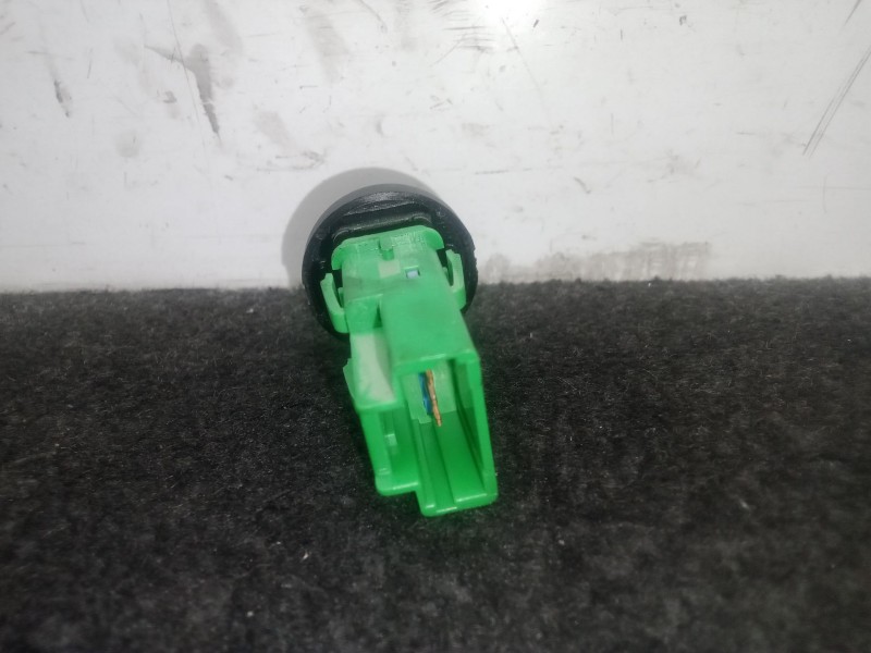 Recambio de interruptor para nissan qashqai i (j10, nj10) 2.0 dci referencia OEM IAM 27562  VALEO