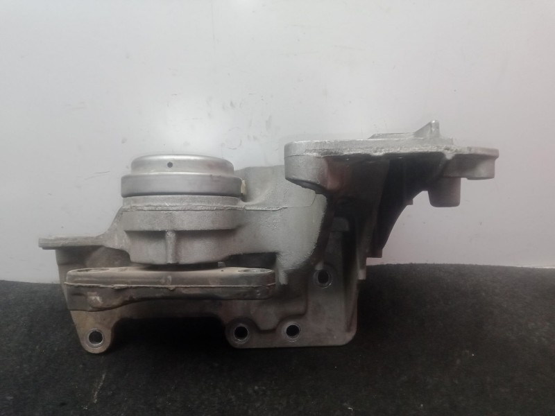 Recambio de soporte cambio para nissan qashqai i (j10, nj10) 2.0 dci referencia OEM IAM 11220JD700  