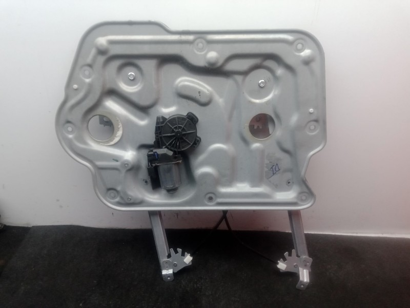Recambio de elevalunas delantero izquierdo para nissan qashqai i (j10, nj10) 2.0 dci referencia OEM IAM .  