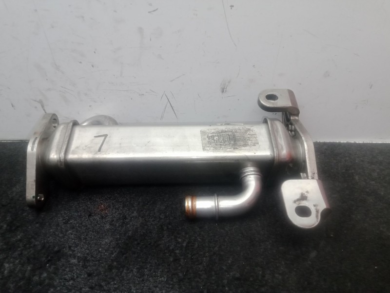 Recambio de enfriador gases egr para iveco daily vi furgoneta 33s15, 35s15, 35c15 referencia OEM IAM 5801856571  