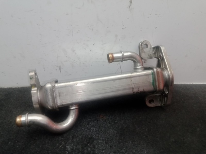 Recambio de enfriador gases egr para iveco daily vi furgoneta 33s15, 35s15, 35c15 referencia OEM IAM 5801856571  