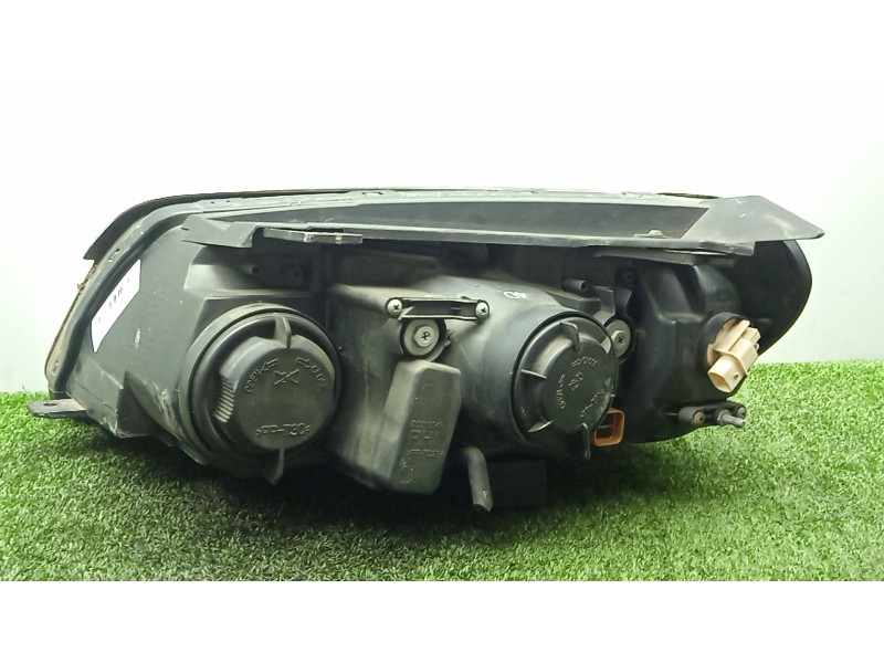 Recambio de faro derecho para chevrolet captiva (c100, c140) 2.0 d 4wd referencia OEM IAM SIN REFERENCIA  HALOGENO - H1+H7