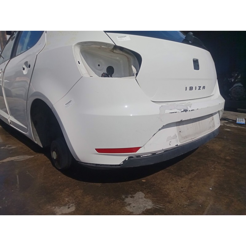 Recambio de paragolpes trasero para seat ibiza (6j5) 1.2 tdi referencia OEM IAM  PARA PINTAR, PINTURA LEVANTADA 