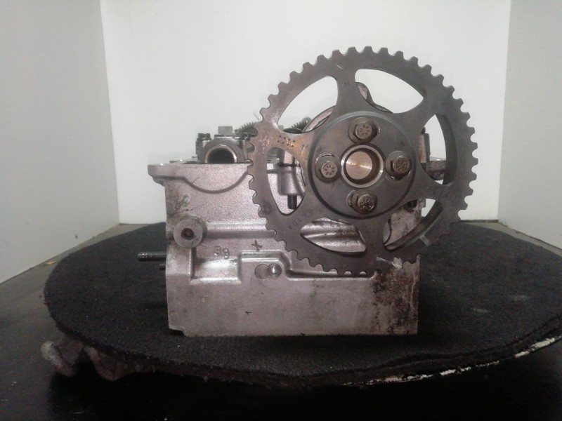 Recambio de culata para volvo xc90 2.4 diesel cat referencia OEM IAM 08692974002  