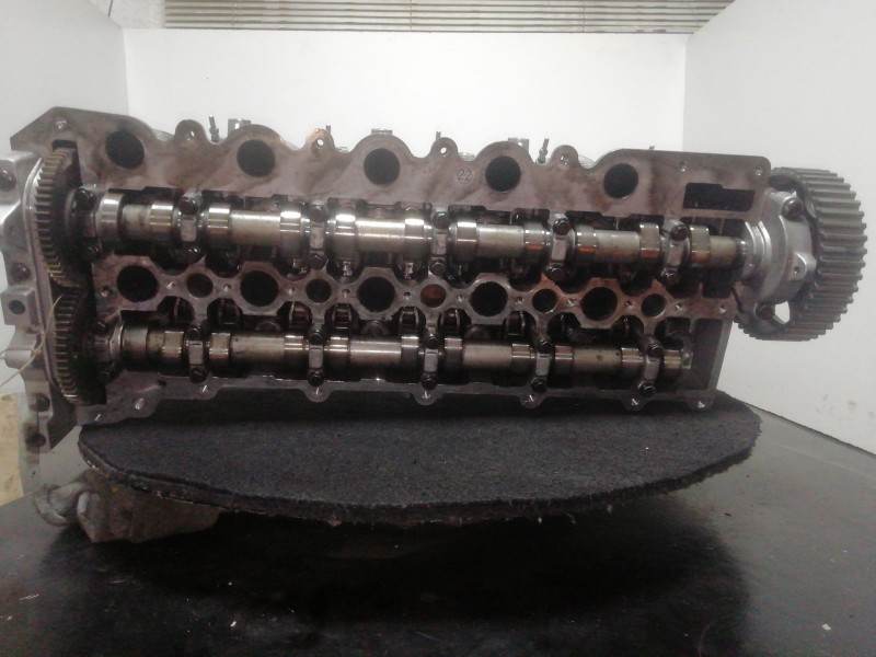 Recambio de culata para volvo xc90 2.4 diesel cat referencia OEM IAM 08692974002  