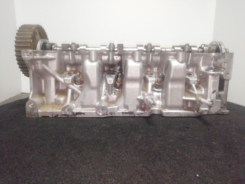 Recambio de culata para dacia duster (hs_) 1.5 dci (hsaj) referencia OEM IAM 110421067R  6 TALADROS ADMISION