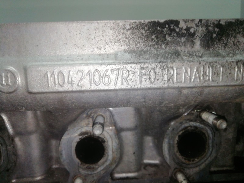 Recambio de culata para dacia duster (hs_) 1.5 dci (hsaj) referencia OEM IAM 110421067R  6 TALADROS ADMISION