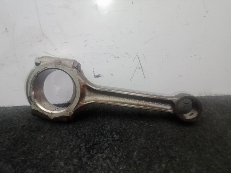 Recambio de biela para suzuki swift iii (mz, ez) 1.5 (rs 415) referencia OEM IAM 69GA - 69GAL  