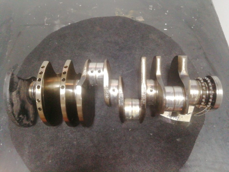 Recambio de cigueñal para audi a8 d3 (4e2, 4e8) 4.0 tdi quattro referencia OEM IAM 057D  