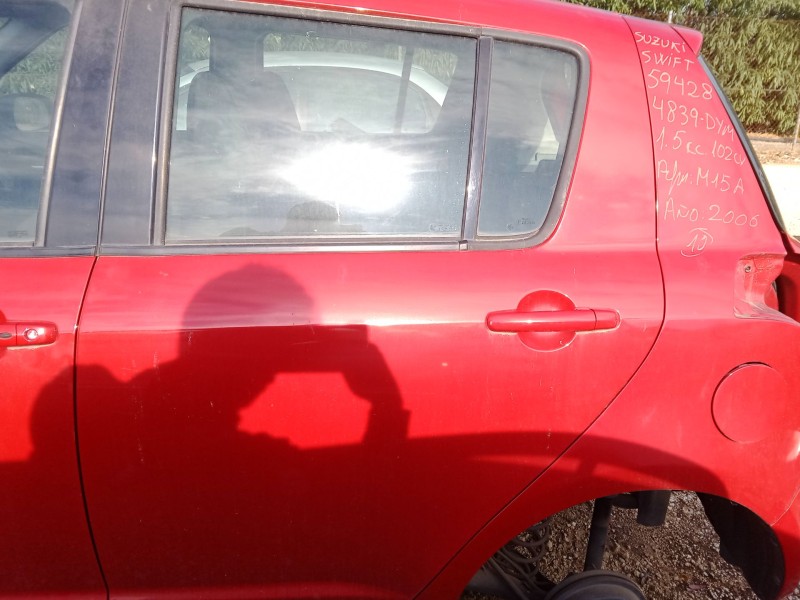 Recambio de puerta trasera izquierda para suzuki swift iii (mz, ez) 1.5 (rs 415) referencia OEM IAM   