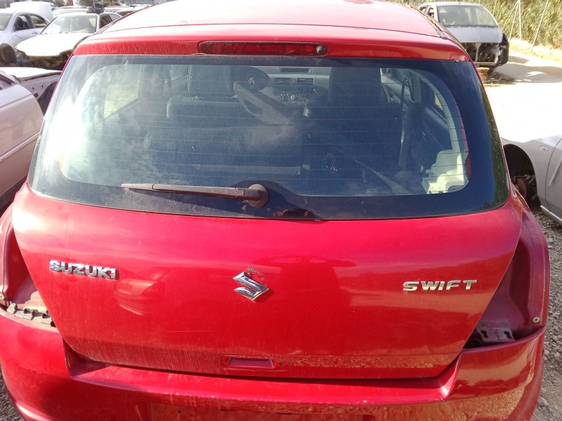 Recambio de porton trasero para suzuki swift iii (mz, ez) 1.5 (rs 415) referencia OEM IAM   
