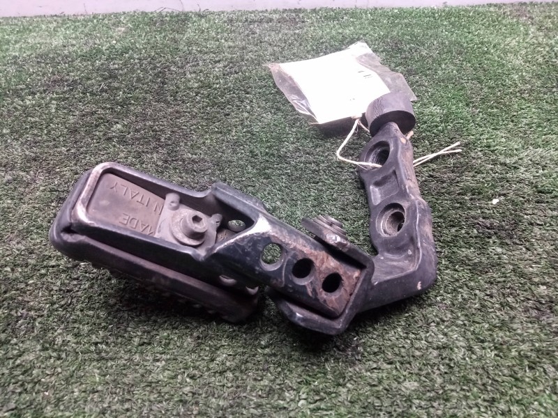 Recambio de estribo para bmw f 650 referencia OEM IAM 46712310403 E169 - ST 