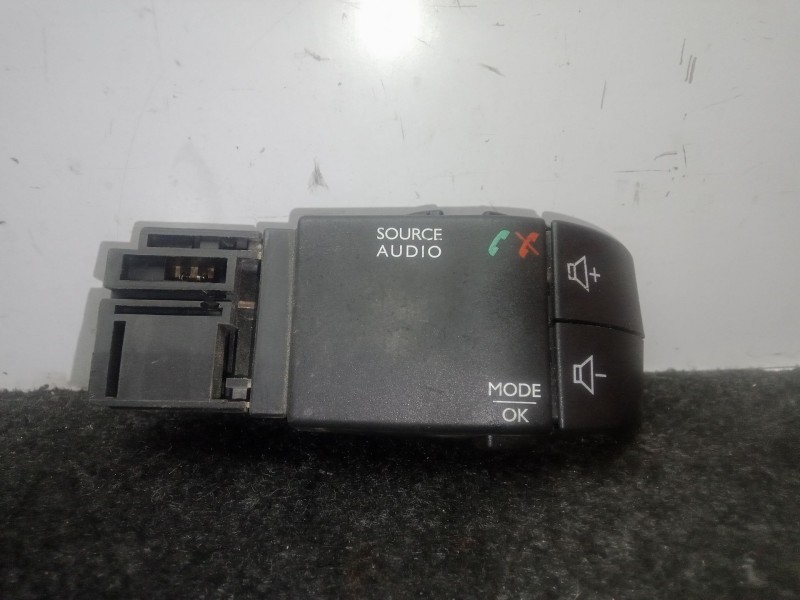 Recambio de mando multifuncion para dacia duster (hs_) 1.5 dci (hsmc) referencia OEM IAM 8200796642A ACTUADOR 4X4 