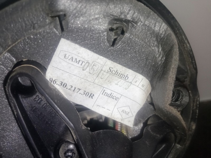 Recambio de retrovisor izquierdo para dacia duster (hs_) 1.5 dci (hsmc) referencia OEM IAM 963021730R MANUAL NEGRO