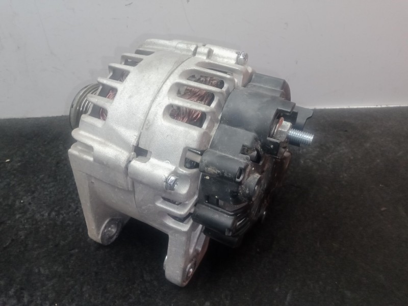Recambio de alternador para dacia duster (hs_) 1.5 dci (hsmc) referencia OEM IAM .  