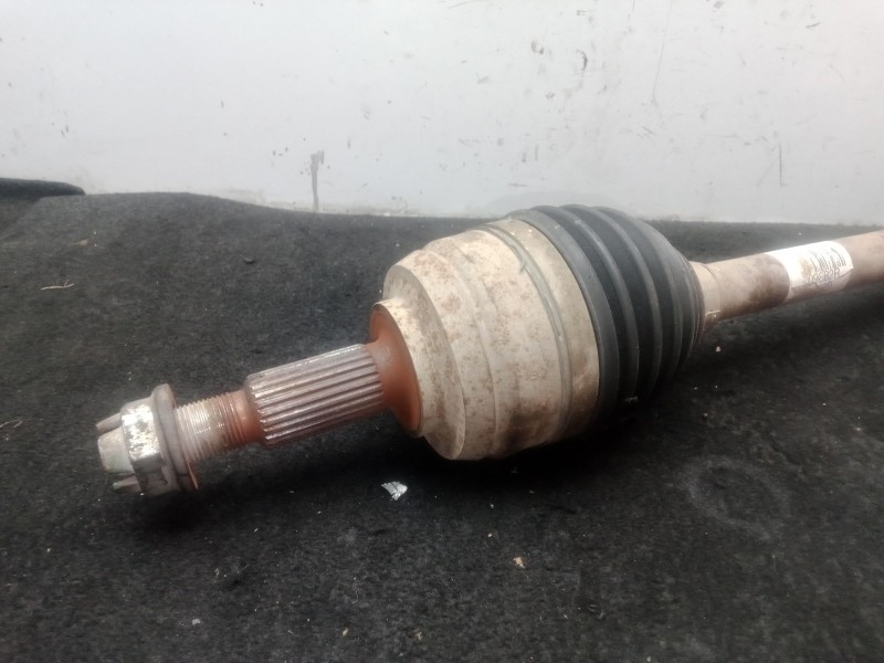 Recambio de transmision delantera derecha para dacia duster (hs_) 1.5 dci (hsmc) referencia OEM IAM 09882R  