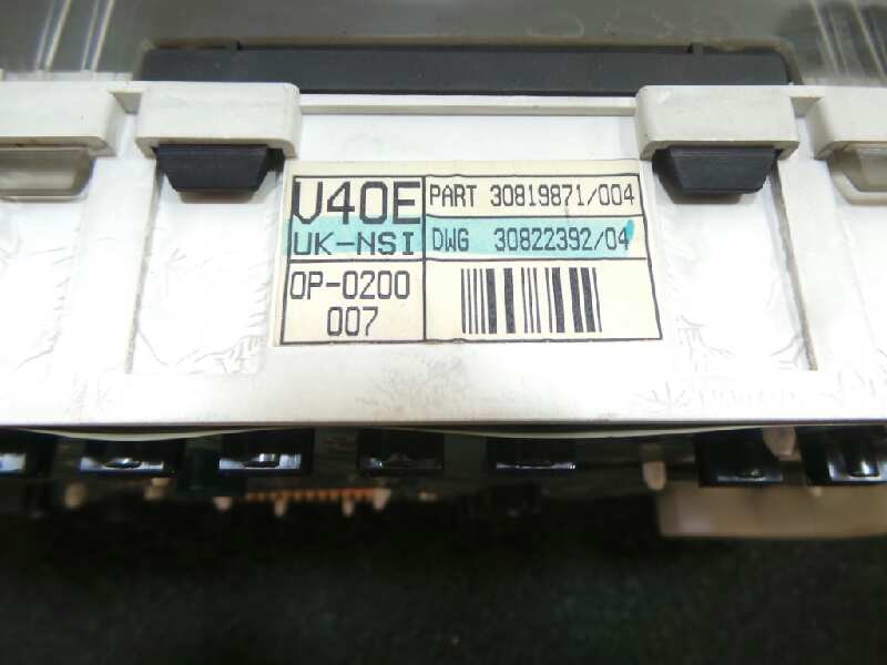 Recambio de cuadro instrumentos para volvo s40 berlina 1.8 16v cat referencia OEM IAM 30819871004-30822392  