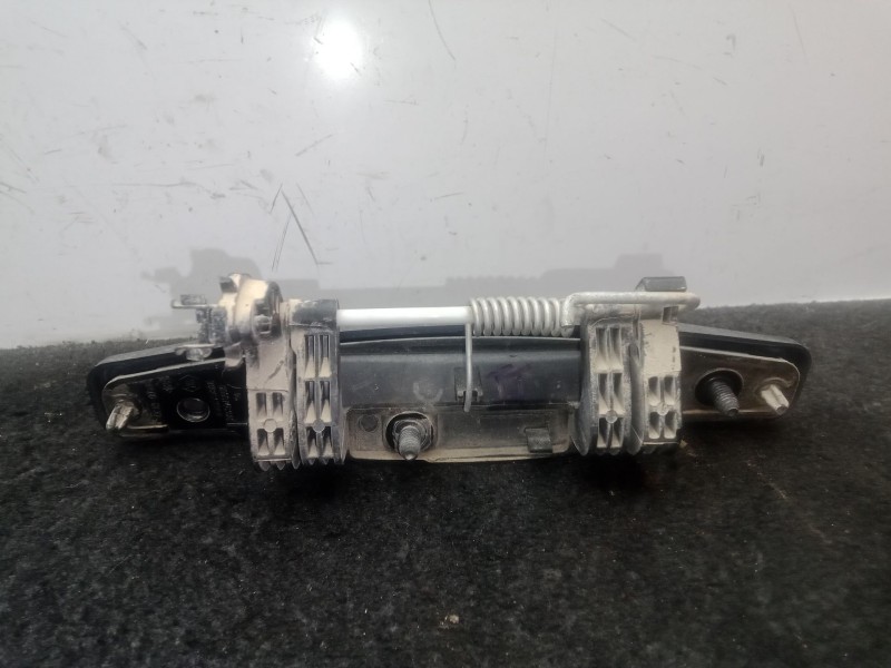 Recambio de maneta exterior delantera izquierda para dacia duster (hs_) 1.5 dci (hsmc) referencia OEM IAM 806074839R  