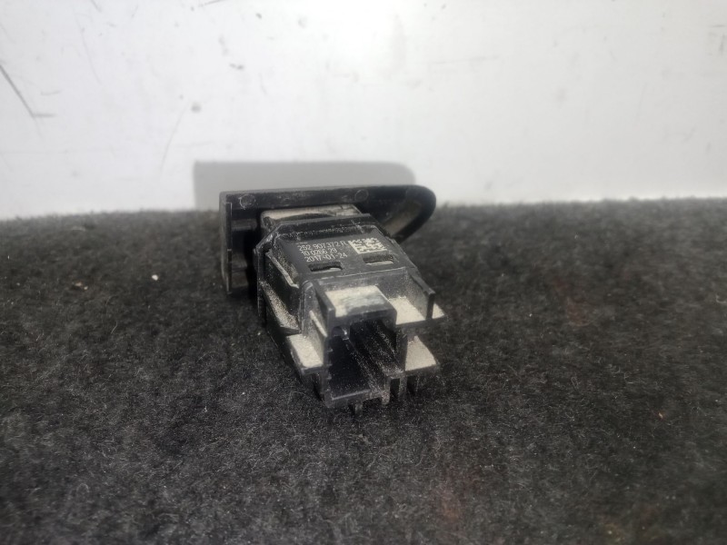 Recambio de warning para dacia duster (hs_) 1.5 dci (hsmc) referencia OEM IAM 252907372R  