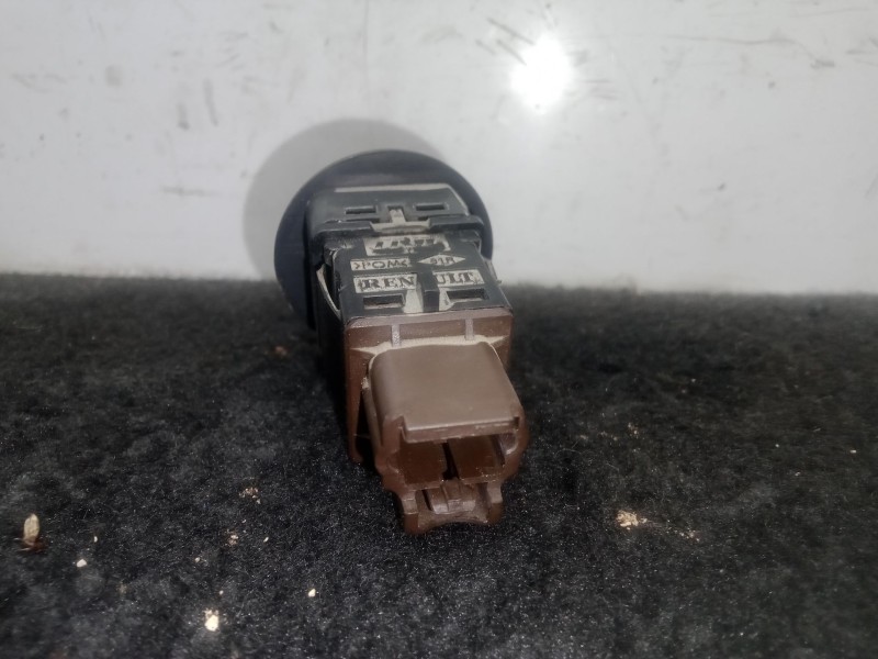 Recambio de interruptor para dacia duster (hs_) 1.5 dci (hsmc) referencia OEM IAM 681995427R DESACT AIRBAG 