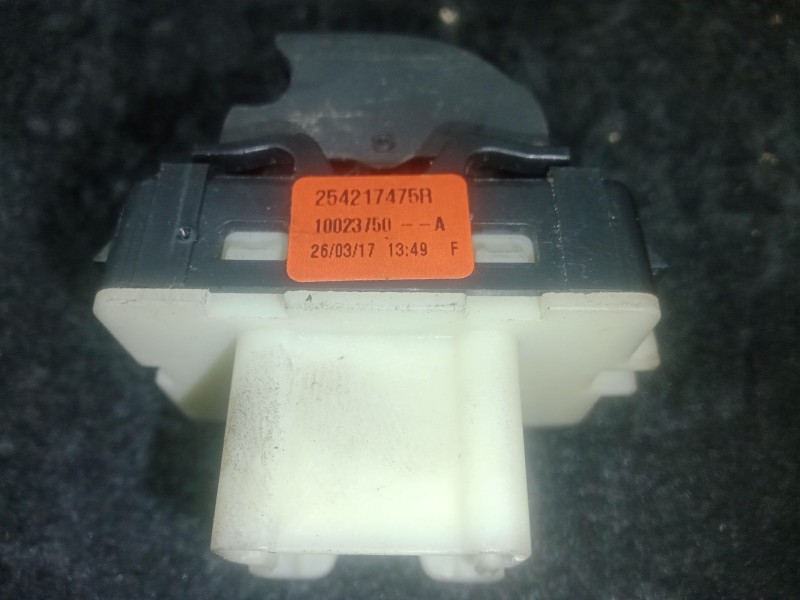 Recambio de mando elevalunas delantero derecho para dacia duster (hs_) 1.5 dci (hsmc) referencia OEM IAM 254217475R  