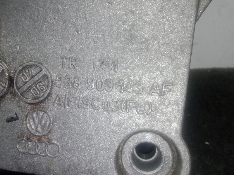 Recambio de soporte alternador para seat leon (1p1) 1.9 tdi referencia OEM IAM 038903143AF  