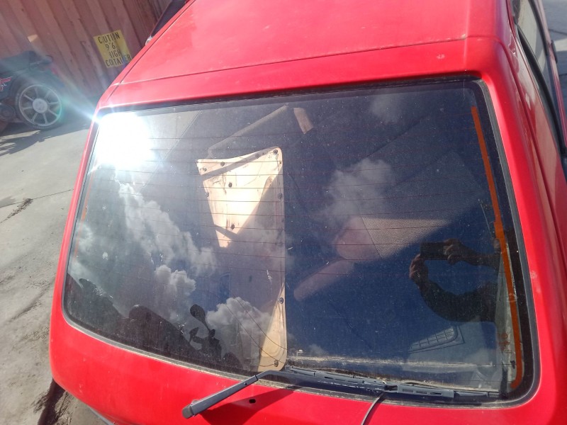 Recambio de luna trasera para peugeot 205 ii (20a/c) 1.4 referencia OEM IAM   