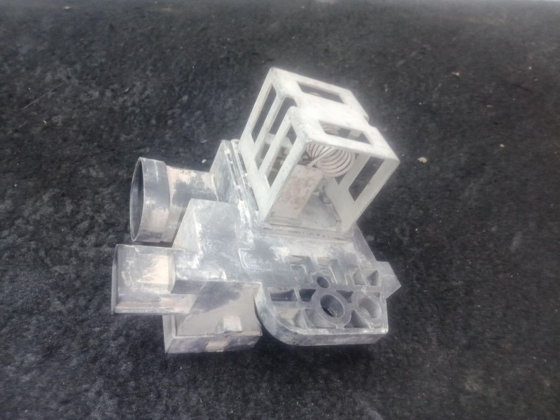 Recambio de resistencia electroventilador para dacia duster (hs_) 1.5 dci (hsmc) referencia OEM IAM 255509263R OMRON 