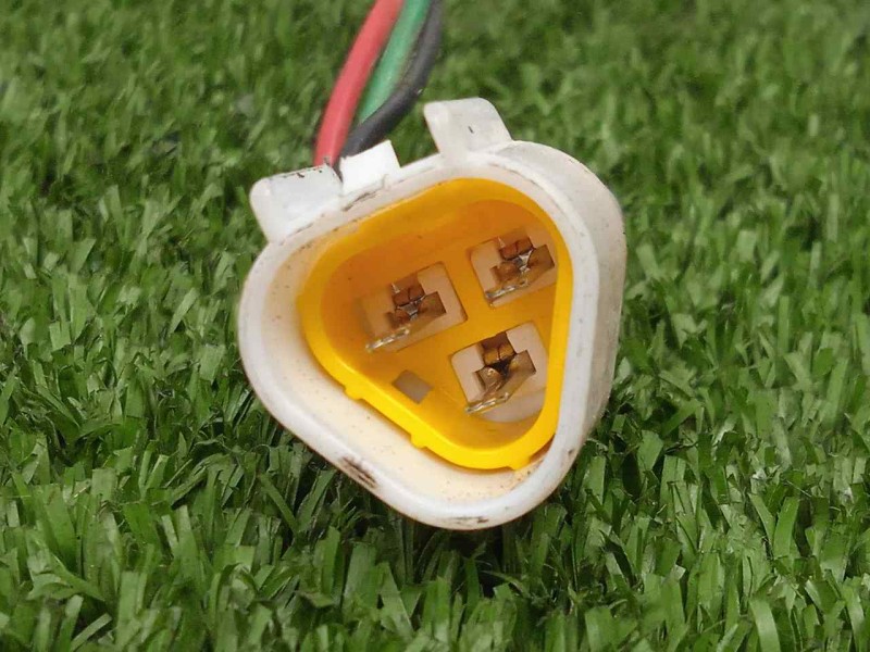 Recambio de cerradura puerta delantera izquierda para opel monterey 3.0 dti cat referencia OEM IAM  3.PINES 