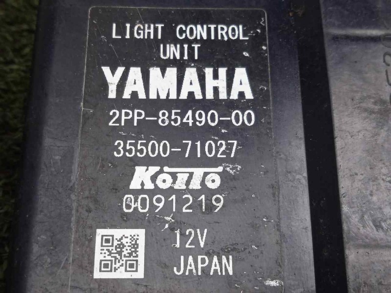 Recambio de centralita luces para yamaha fjr 1300 referencia OEM IAM 2PP8549000-3550071027-0091231  