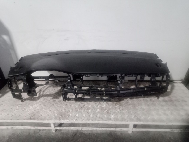 Recambio de salpicadero para kia rio iv (yb, sc, fb) 1.4 crdi 77 referencia OEM IAM 84711H8000  