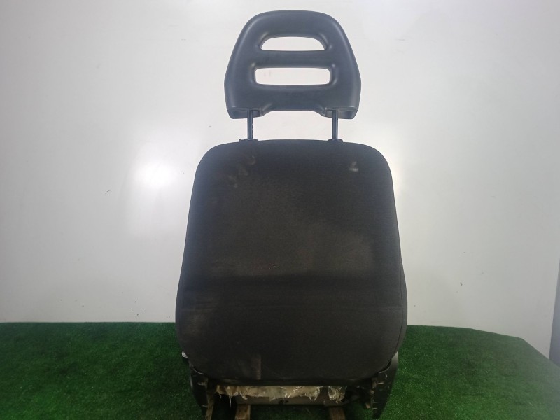 Recambio de asiento delantero izquierdo para iveco daily vi furgoneta 33s12, 35s12, 35c12 referencia OEM IAM   TELA.NEGRA