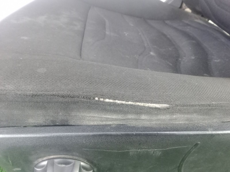 Recambio de asiento delantero izquierdo para iveco daily vi furgoneta 33s12, 35s12, 35c12 referencia OEM IAM   TELA.NEGRA