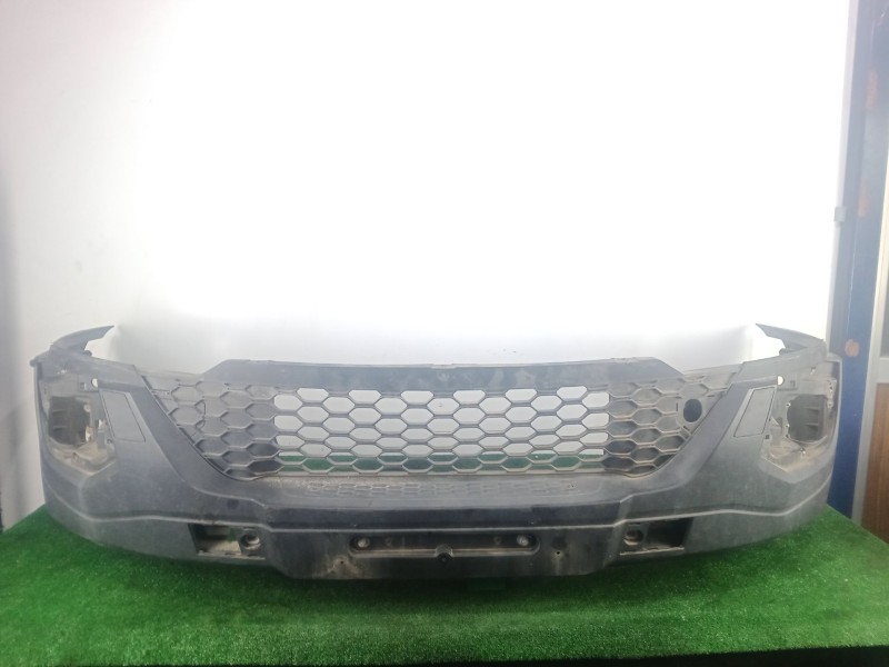 Recambio de paragolpes delantero para iveco daily vi furgoneta 33s12, 35s12, 35c12 referencia OEM IAM   PLASTICO.NEGRO