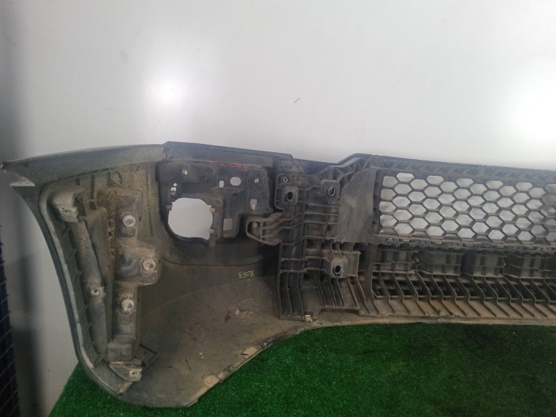 Recambio de paragolpes delantero para iveco daily vi furgoneta 33s12, 35s12, 35c12 referencia OEM IAM   PLASTICO.NEGRO