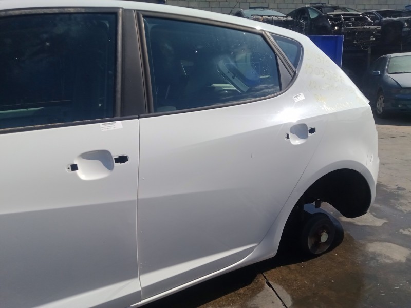 Recambio de puerta trasera izquierda para seat ibiza (6j5) 1.2 tdi referencia OEM IAM  BLANCO 