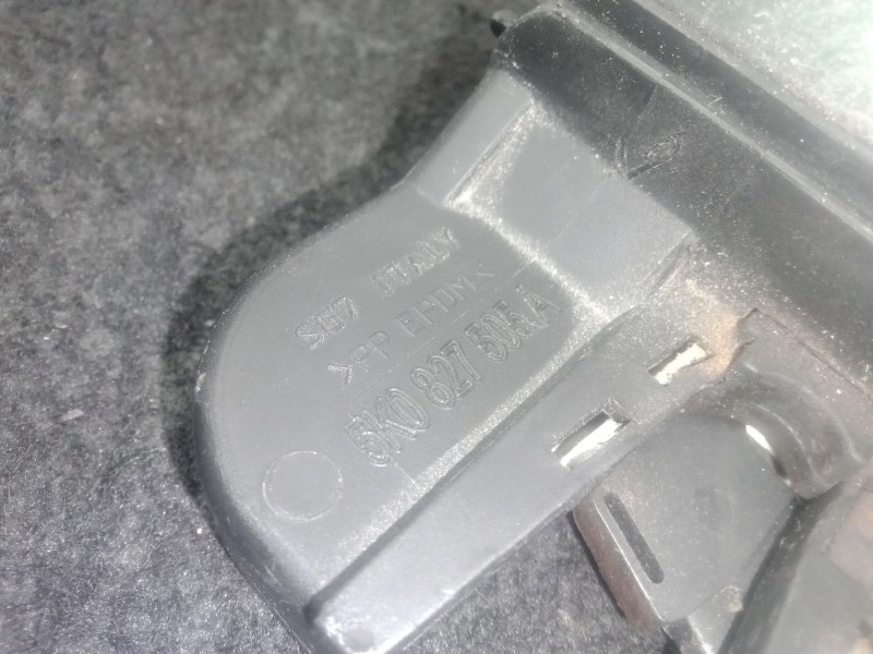 Recambio de cerradura maletero / porton para volkswagen golf vi (5k1) 1.6 tdi referencia OEM IAM 5K0827505A  