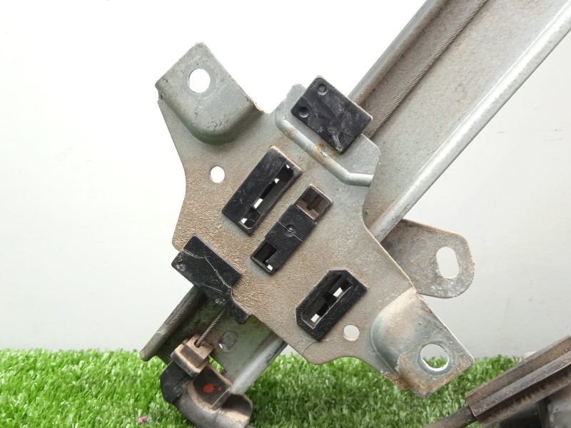 Recambio de elevalunas trasero derecho para toyota carina e vi sedán (_t19_) 2.0 (st191) referencia OEM IAM   