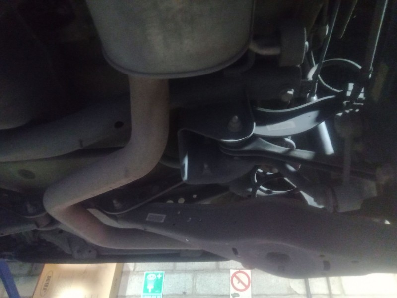 Recambio de puente trasero para volkswagen golf vi (5k1) 1.6 tdi referencia OEM IAM   