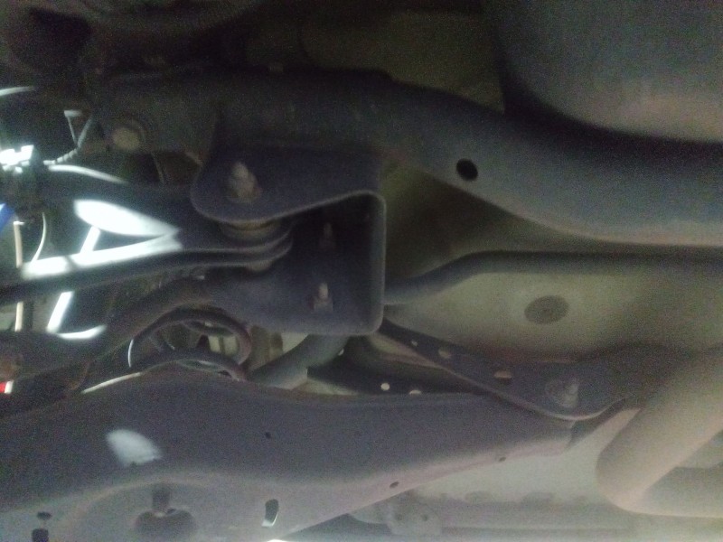 Recambio de puente trasero para volkswagen golf vi (5k1) 1.6 tdi referencia OEM IAM   