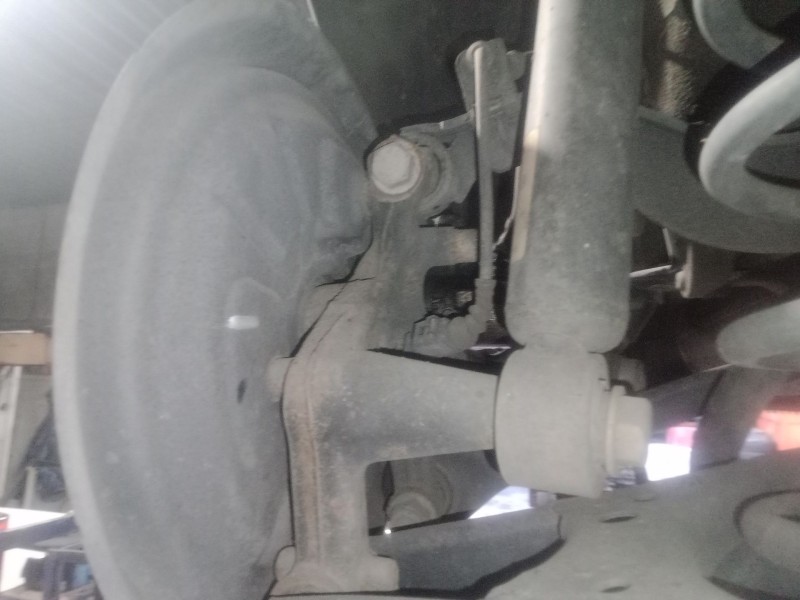 Recambio de mangueta trasera izquierda para volkswagen golf vi (5k1) 1.6 tdi referencia OEM IAM   