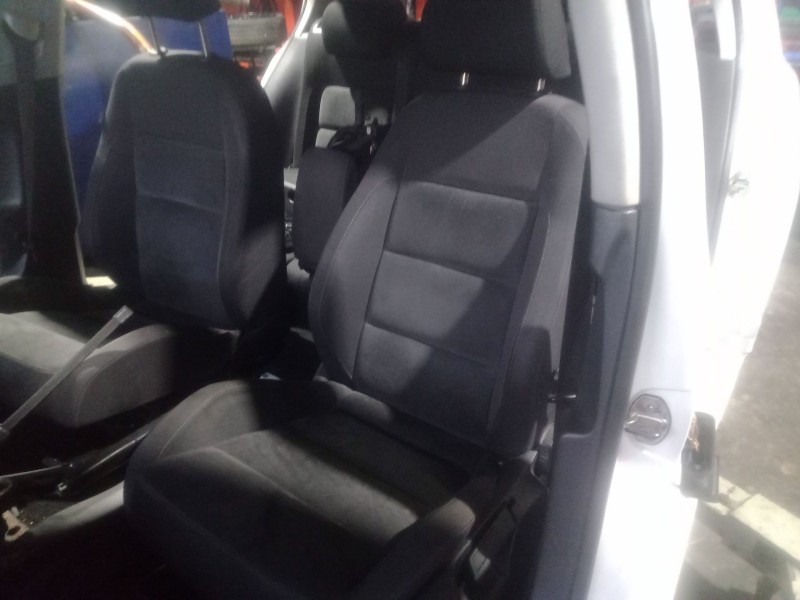 Recambio de asiento delantero izquierdo para volkswagen golf vi (5k1) 1.6 tdi referencia OEM IAM   