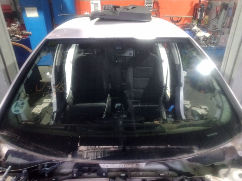 Recambio de parabrisas para volkswagen golf vi (5k1) 1.6 tdi referencia OEM IAM   