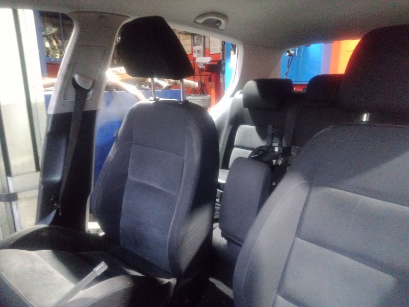 Recambio de cinturon seguridad delantero derecho para volkswagen golf vi (5k1) 1.6 tdi referencia OEM IAM   