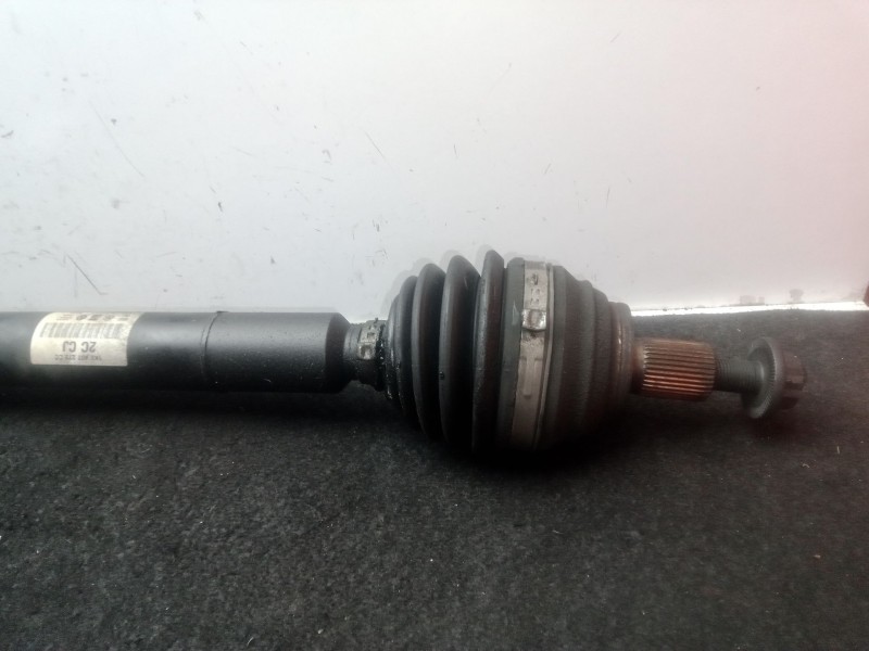 Recambio de transmision delantera derecha para volkswagen golf vi (5k1) 1.6 tdi referencia OEM IAM 1K0407272CC  